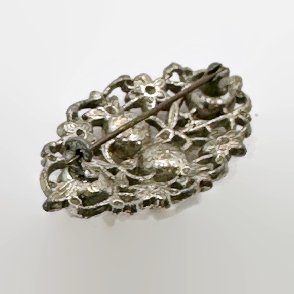 Flower Brooch, Enamel, Floral, Faux Pearls, Peach, Gold, Art Deco, 20s, Vintage - Picture 4 of 5